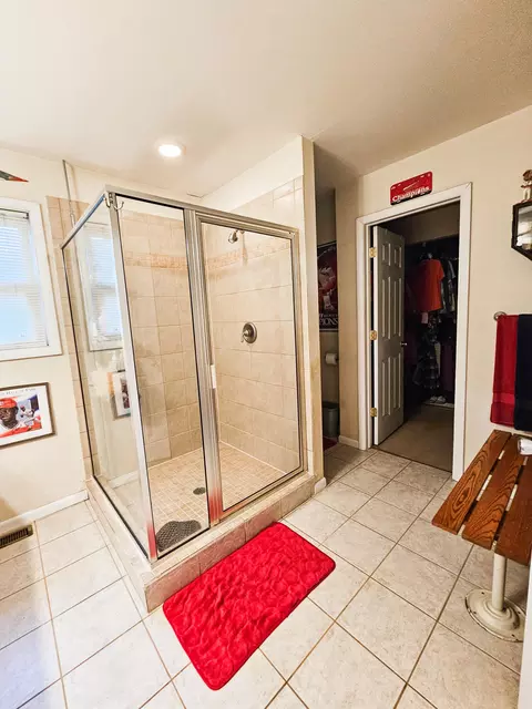Bath - 1157 E Dade 186, Ash Grove, MO 65604 photo 5 of 8