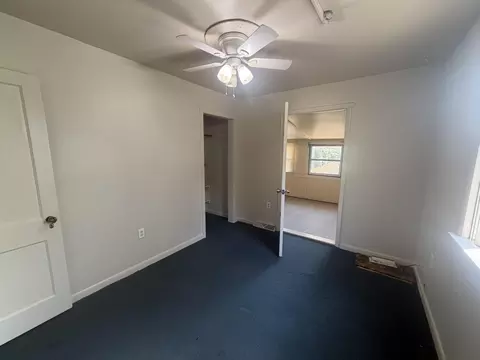 Bedroom - 155 Parmenter Ln, Forsyth, MO 65653 photo 1 of 2