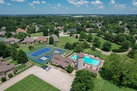 View/Area - 2343 W Dearborn St, Springfield, MO 65807 photo 1 of 3