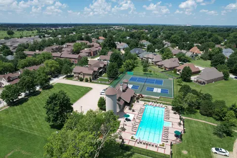 View/Area - 2343 W Dearborn St, Springfield, MO 65807 photo 2 of 3