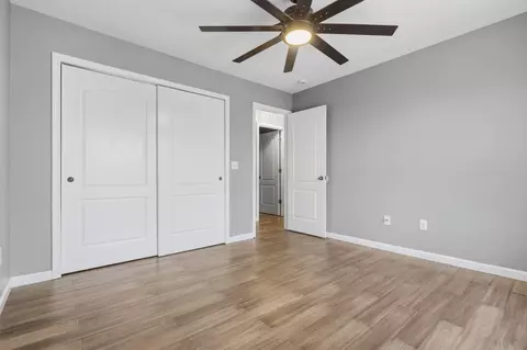 Bedroom - 234 Mesquite Dr, Branson, MO 65616 photo 2 of 2