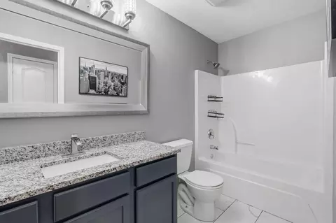Bath - 234 Mesquite Dr, Branson, MO 65616 photo 1 of 3