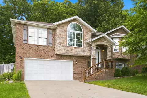 Exterior - 234 Mesquite Dr, Branson, MO 65616 photo 9 of 10