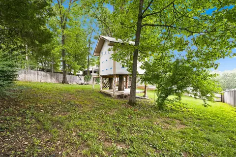 Exterior - 234 Mesquite Dr, Branson, MO 65616 photo 3 of 10