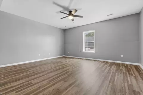 Living - 234 Mesquite Dr, Branson, MO 65616 photo 7 of 9