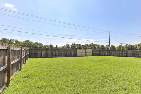 Exterior - 1260 S Strasbourg Ave, Springfield, MO 65802 photo 6 of 6