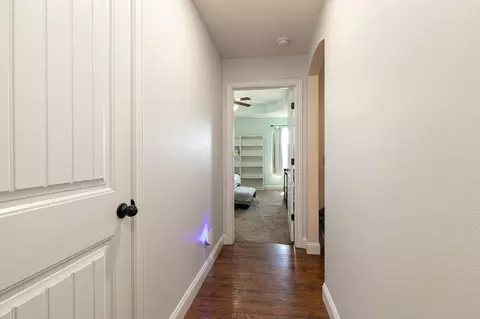 Entry Way - 1260 S Strasbourg Ave, Springfield, MO 65802 photo 5 of 5