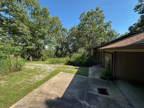 Exterior - 203 Blue Meadows Dr, Branson, MO 65616 photo 18 of 38