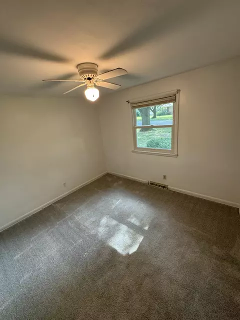Bedroom - 3510 S Broadway Ave, Springfield, MO 65807 photo 4 of 5