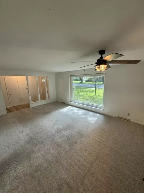 Living - 3510 S Broadway Ave, Springfield, MO 65807 photo 1 of 3