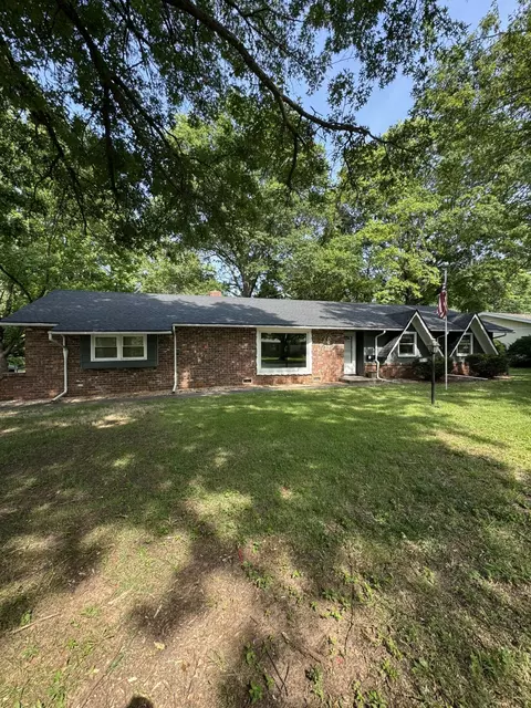 Exterior - 3510 S Broadway Ave, Springfield, MO 65807 photo 4 of 7
