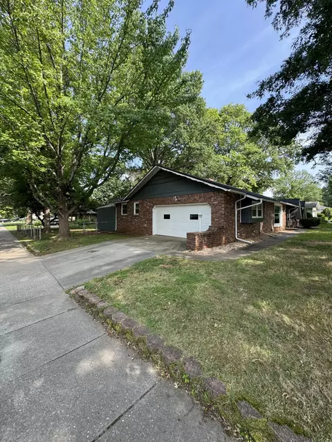 Exterior - 3510 S Broadway Ave, Springfield, MO 65807 photo 7 of 7