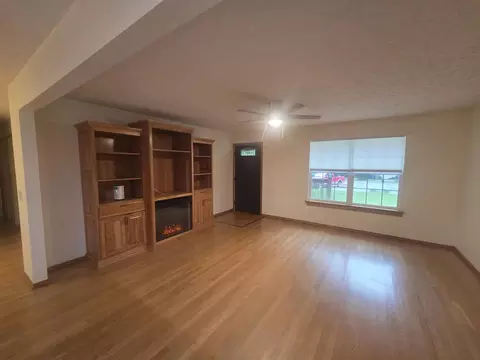 1004 N 11th Ave, Ozark, MO 65721 photo 3