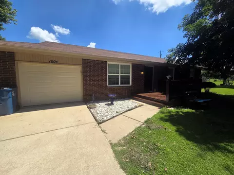 1004 N 11th Ave, Ozark, MO 65721 photo 2