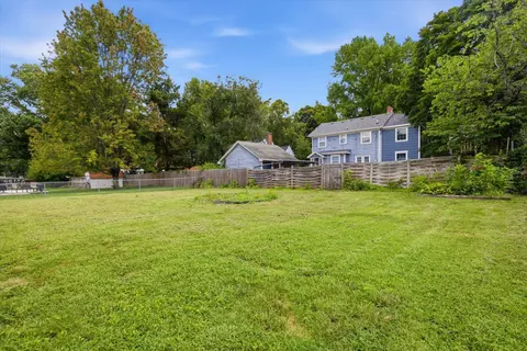 Exterior - 1900 S Virginia Ave, Springfield, MO 65807 photo 5 of 8