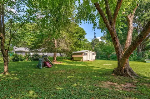 Exterior - 3555 S Parkhill Ave, Springfield, MO 65807 photo 12 of 12