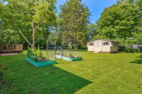 Exterior - 3555 S Parkhill Ave, Springfield, MO 65807 photo 7 of 12