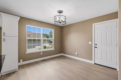 203 Penzance St, Monett, MO 65708 photo 17
