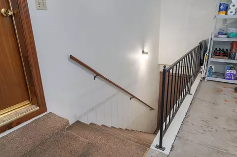Entry Way - 5503 S Kimbrough Ave, Springfield, MO 65810 photo 4 of 4