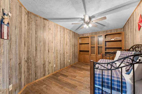 Bedroom - 4036 State Highway 265, Branson, MO 65616 photo 2 of 9