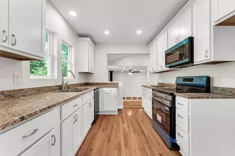 921 W Turner St, Springfield, MO 65803 photo 13