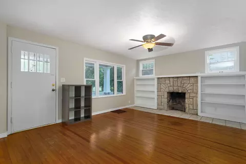 Living - 1227 N Clay Ave, Springfield, MO 65802 photo 2 of 7
