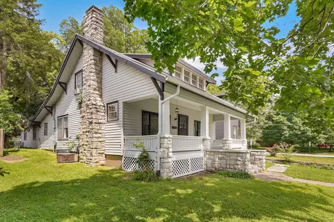 Exterior - 1227 N Clay Ave, Springfield, MO 65802 photo 2 of 8