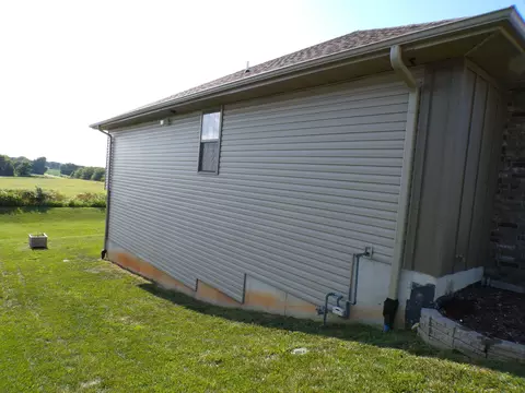 Exterior - 517 N Stella Ct, Willard, MO 65781 photo 7 of 10