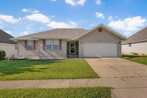 3012 W Darby St, Springfield, MO 65810 photo 1