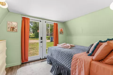 Bedroom - 23 Sioux Ln, Lampe, MO 65681 photo 1 of 4