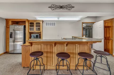 Kitchen - 2374 S April Ave, Springfield, MO 65807 photo 4 of 5