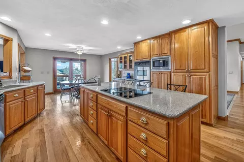 Kitchen - 2374 S April Ave, Springfield, MO 65807 photo 1 of 5