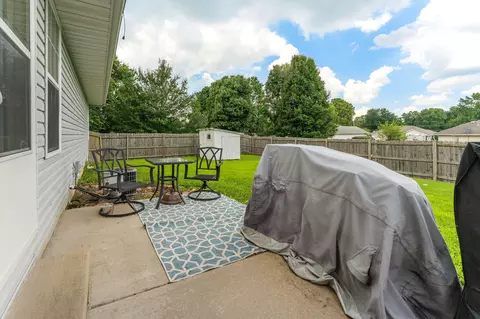 129 E Loyal St, Clever, MO 65631 photo 23
