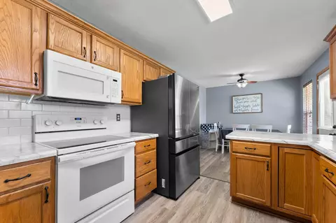 129 E Loyal St, Clever, MO 65631 photo 12