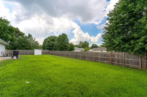 129 E Loyal St, Clever, MO 65631 photo 24