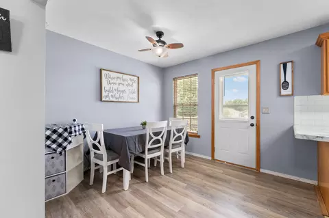 129 E Loyal St, Clever, MO 65631 photo 9