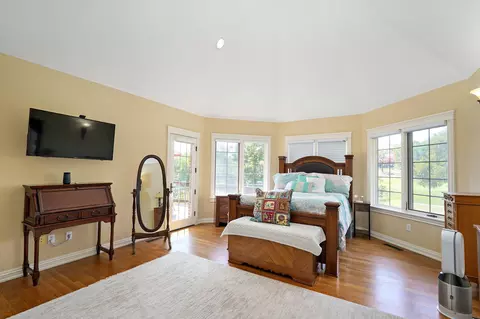 Bedroom - 5909 S Brightwater Trl, Springfield, MO 65810 photo 2 of 7