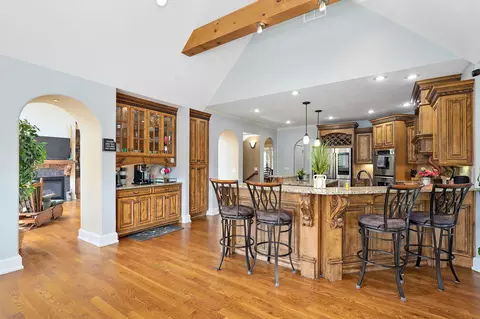 Kitchen - 5909 S Brightwater Trl, Springfield, MO 65810 photo 1 of 9