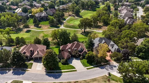 View/Area - 5909 S Brightwater Trl, Springfield, MO 65810 photo 6 of 10