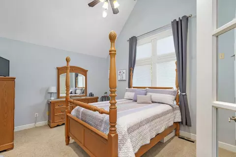 Bedroom - 5909 S Brightwater Trl, Springfield, MO 65810 photo 3 of 7