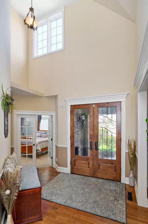 Entry Way - 5909 S Brightwater Trl, Springfield, MO 65810 photo 1 of 6
