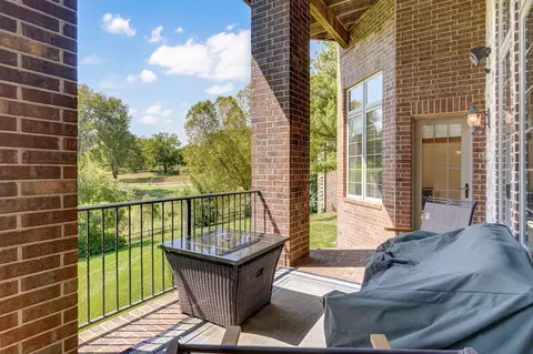 Exterior - 5909 S Brightwater Trl, Springfield, MO 65810 photo 10 of 12