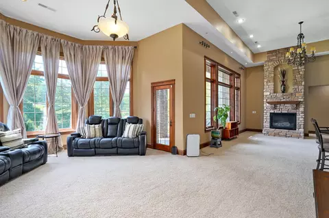 Living - 5909 S Brightwater Trl, Springfield, MO 65810 photo 7 of 8