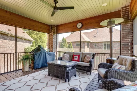 Exterior - 5909 S Brightwater Trl, Springfield, MO 65810 photo 6 of 12
