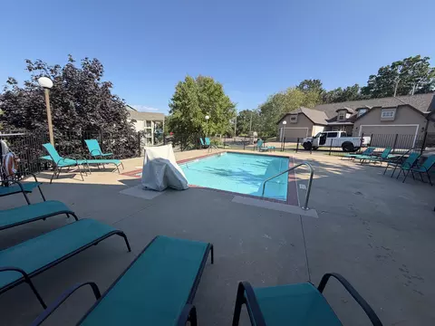 Exterior - 120 Residence Ln #2, Branson, MO 65616 photo 11 of 15