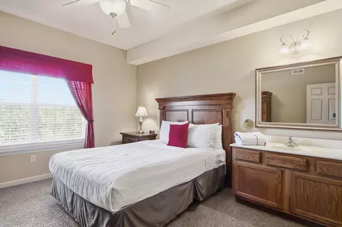 Bedroom - 120 Residence Ln #2, Branson, MO 65616 photo 4 of 7