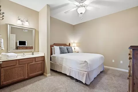 Bedroom - 120 Residence Ln #2, Branson, MO 65616 photo 4 of 4