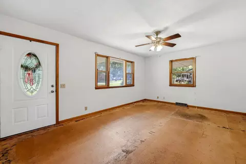 204 E Washington St, Seymour, MO 65746 photo 6