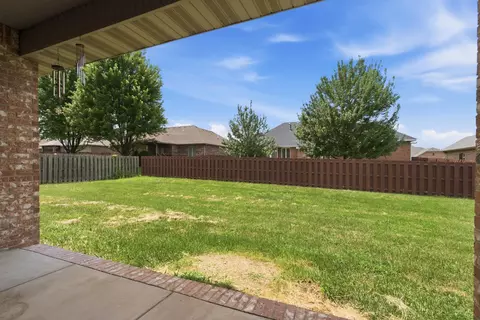 Exterior - 3857 N Sheedy Ave, Springfield, MO 65803 photo 4 of 8