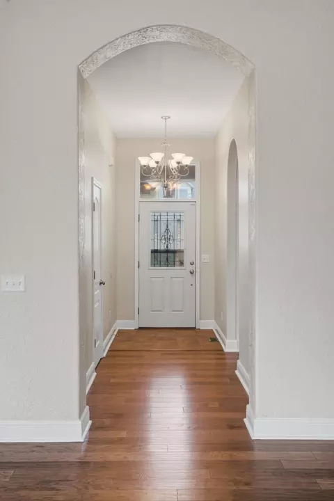 Entry Way - 3857 N Sheedy Ave, Springfield, MO 65803 photo 2 of 5